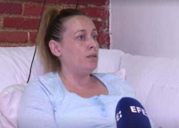 Mulher de 38 anos é diagnosticada com seis síndromes raras extremamente limitantes