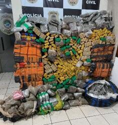 Polícia Civil apreende 690 kg de maconha; droga seria distribuída em MT