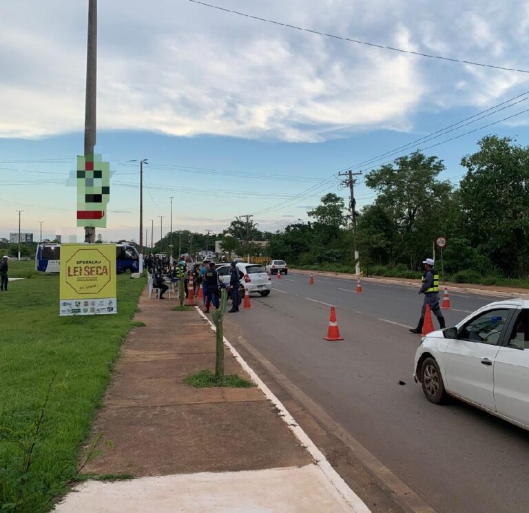 Voltar Operação prende três motoristas por embriaguez e apreende 32 veículos