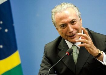 Temer: “Lula deveria pedir ajuda de Bolsonaro no novo governo