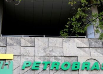 Equipe de transição se reúne com diretores da Petrobras nesta segunda-feira