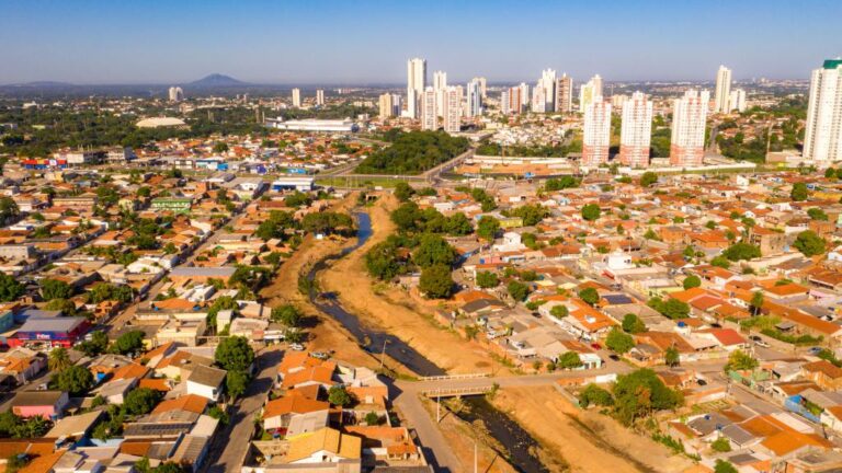 Governo homologa resultado de licitação para asfaltar bairros em Cuiabá