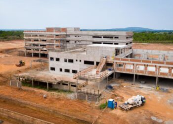 Governo de MT refez projetos e retomou obras do Novo Hospital Universitário