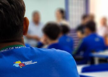 Seduc amplia projeto piloto de mentoria para fortalecer ensino de professores em 2025