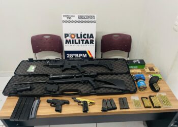 Polícia Militar detém suspeito por porte ilegal de armas e 462 munições