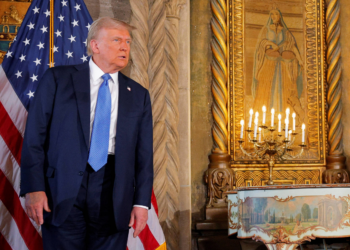 Militares têm de falar a verdade, diz Trump sobre drones misteriosos nos céus dos EUA