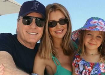 Ana Paula Siebert, Roberto Justus e a filha, Vicky, curtem praia em Miami: ‘01.01.2025’