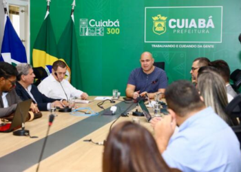 Abilio determina prioridade no pagamento de salários atrasados e redução de despesas: "Será necessário cortar na carne"