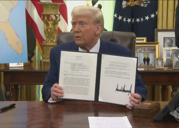 Trump anuncia contrato com a Boeing para a produção do novo caça F-47