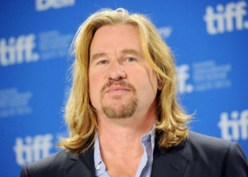 Val Kilmer, estrela de 'Batman Eternamente', morre aos 65 anos