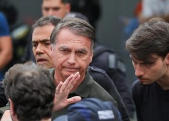 Bolsonaro reclama de barulho do ar-condicionado na cela
