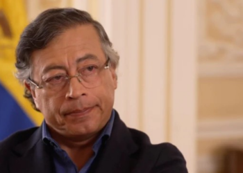 Ameaça de ação militar dos EUA contra a Colômbia é 'real', diz presidente do país à BBC