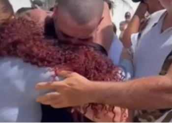 É #FAKE que vídeo mostre a libertação de 800 presos políticos na Venezuela após captura de Maduro; cena ocorreu em 2024