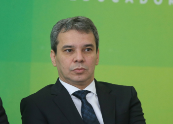 Quem é o advogado da Petrobras favorito para assumir o Ministério da Justiça