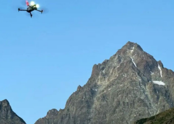 IA ajuda a resolver mistério de alpinista desaparecido e vira esperança para equipes de resgate em montanhas