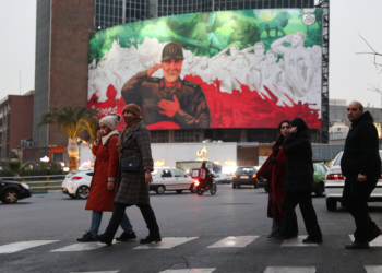 Polícia do Irã diz entender reivindicações de manifestantes, mas não vai tolerar o 'caos'