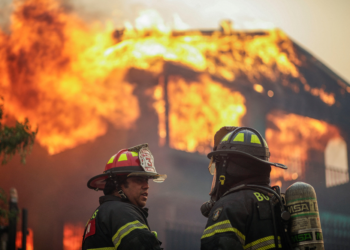 Incêndios no sul do Chile deixam 16 mortos e mais de 50 mil desalojados