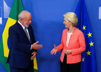 Acordo UE-Mercosul deve entrar em vigor de forma provisória em março, diz diplomata