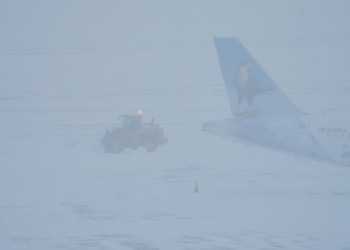 Mais de 10 mil voos são cancelados por causa de tempestades nos EUA