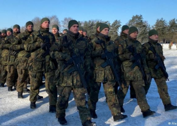 Chefes militares europeus defendem rearmamento contra a Rússia