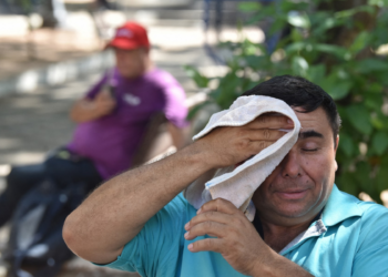 Apagão em meio a onda de calor deixa grande parte do Paraguai sem energia