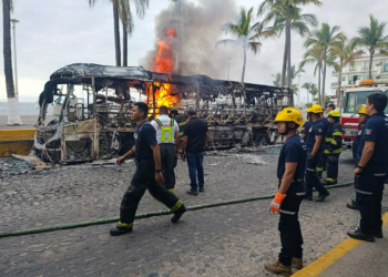 Puerto Vallarta, o paraíso mexicano em chamas após a morte de chefão do tráfico