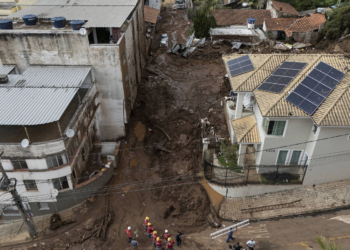 Novo temporal em Juiz de Fora (MG) inunda hospital e causa desmoronamentos