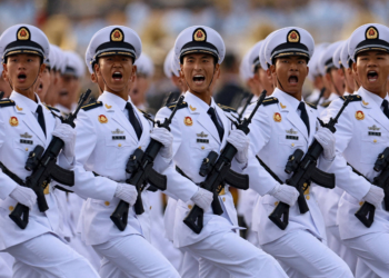 Com expurgos militares, Xi prepara nova fase de centralização de poder