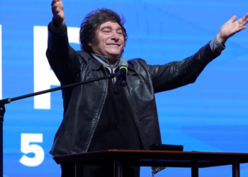 Como a reforma trabalhista de Milei pode servir de lição para o Brasil