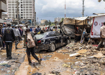 Enchentes deixam rastro de destruição e ao menos 66 mortos no Quênia