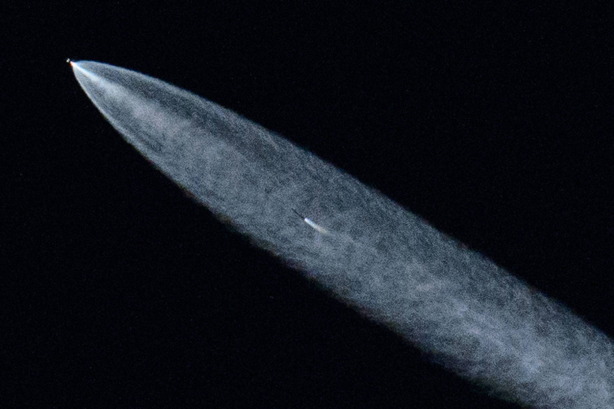 SpaceX quer pôr 1 milhão de satélites na órbita da Terra, que já está ficando lotada