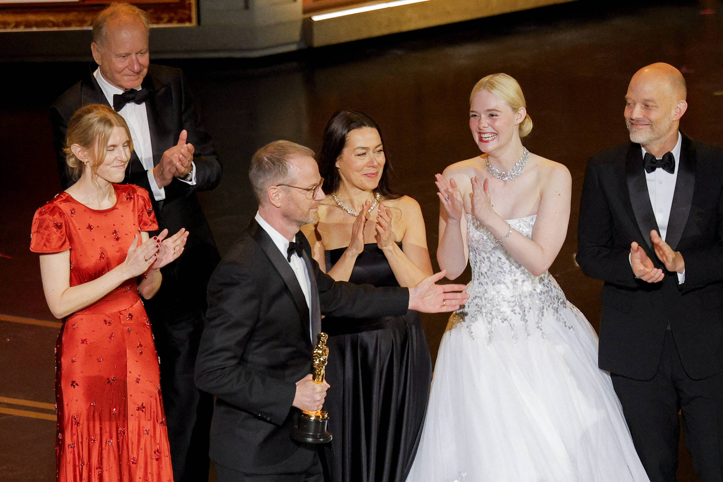 Oscar não dá margem a ousadias estrangeiras ao premiar dramalhão de 'Valor Sentimental'