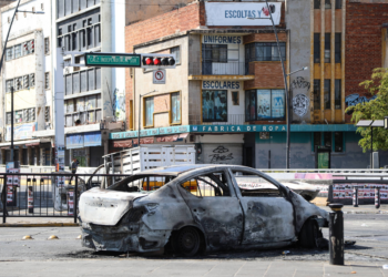 'Você aceita o risco e o medo': O que é preciso para escrever sobre os cartéis mexicanos