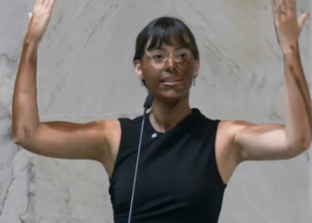 Oposição a Tarcísio vê com ceticismo cassação de deputada que fez blackface na Alesp