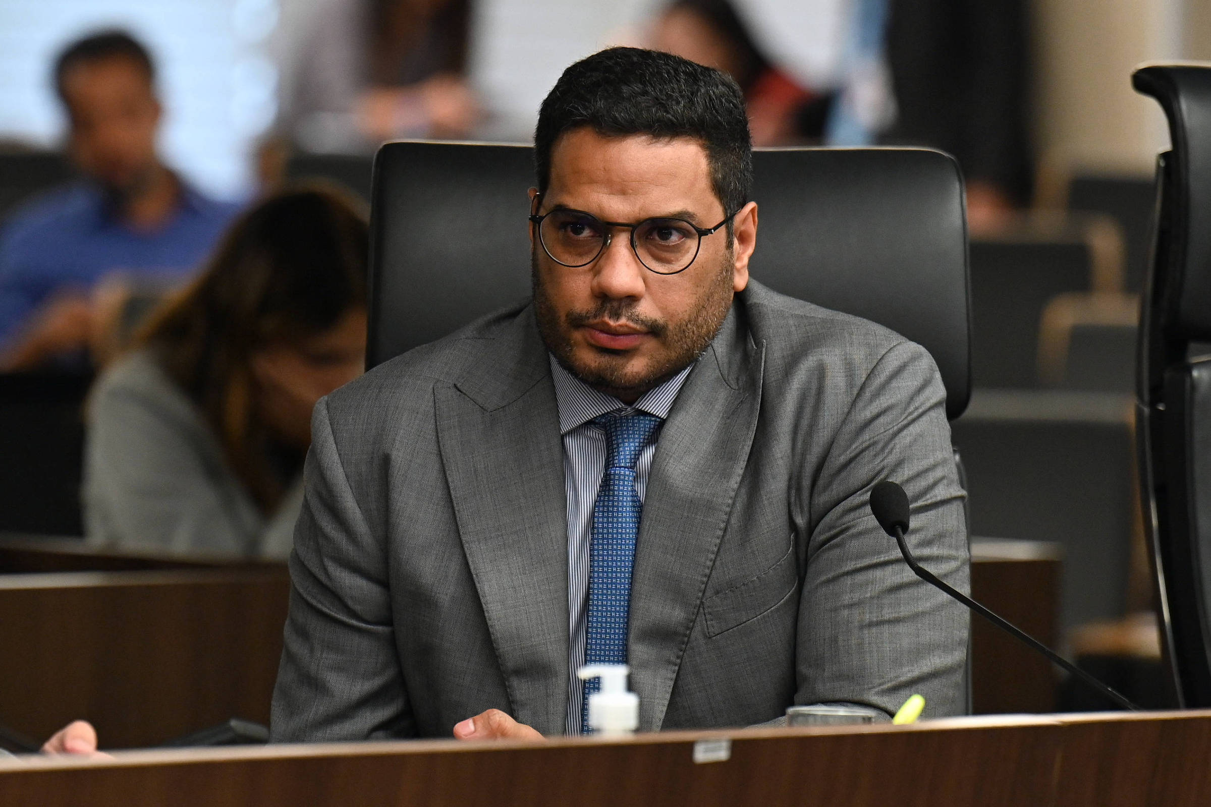 Ministro do TCU segura a bola em processo do Master