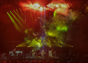 Monsters faz transição para o hard rock e aposta em shows de veteranos