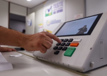 11 governadores e 10 prefeitos de capitais renunciam para serem candidatos na eleição