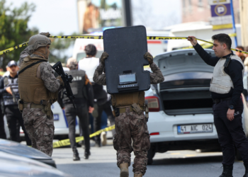 Tiroteio perto de consulado de Israel em Istambul deixa um morto e feridos, diz governo turco