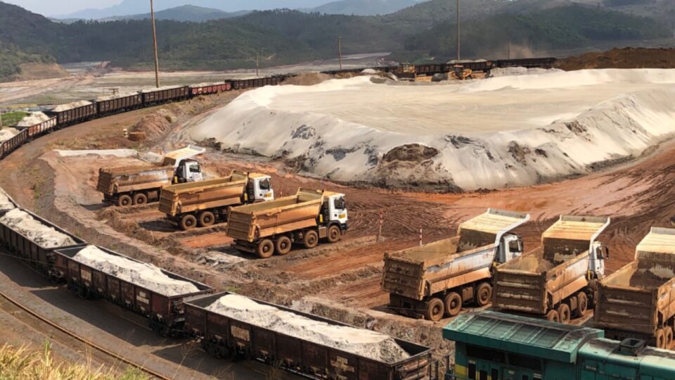 Minerais críticos, terras raras e o eixo esquecido da política externa brasileira