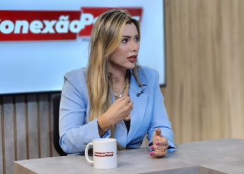 Padrões sociais de "mulher perfeita" aprisionam vítimas em ciclo de abusos, aponta delegada