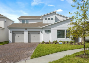 5 quartos e vista para o lago: FOTOS mostram casa de R$ 4 milhões onde Ramagem estaria morando na Flórida