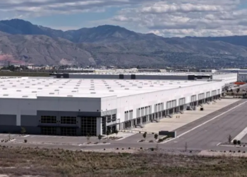 A francesa de 86 anos presa pelo ICE após se mudar para os EUA para se casar com paixão antiga