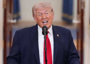 Em resposta a Trump, China culpa EUA e Israel por bloqueio em Ormuz, e Rússia diz estar 'pronta para ajudar' a resolver guerra