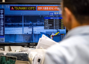 Forte terremoto no Japão aciona alerta de tsunami e lautoridades ordenam evacuações no litoral