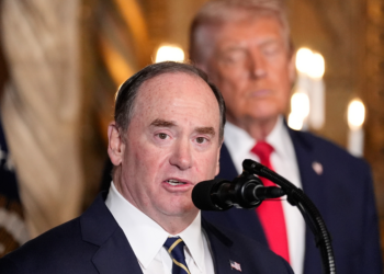 Secretário da Marinha dos EUA deixará o governo Trump, diz Pentágono