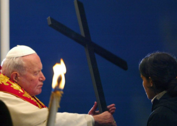 Vinte e um anos depois, o legado de João Paulo II permanece