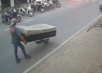 Homens são presos por morte de aposentada no Guarujá; corpo foi transportado em cama box