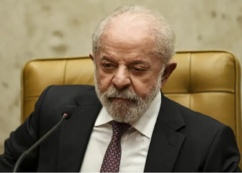 PT recua e apaga Banco Master de manifesto político