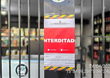 Distribuidora denunciada por som alto é interditada em Cuiabá