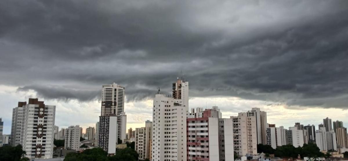 Mato Grosso pode ter chuvas intensas e ventos fortes nesta segunda